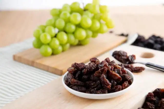 فوائد الزبيب في السنة النبوية