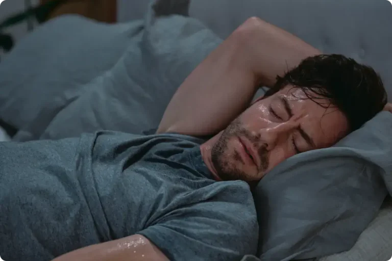 أسباب التعرق أثناء النوم