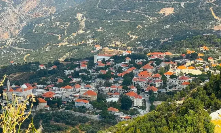 القرى السياحية في لبنان