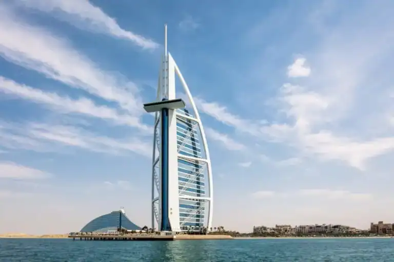 برج العرب الفندق الأكثر رفاهية في العالم
