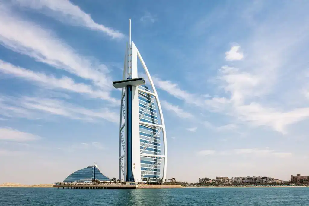 برج العرب الفندق الأكثر رفاهية في العالم