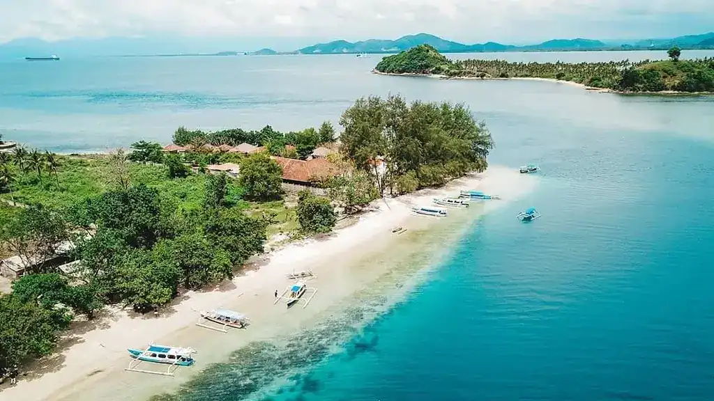 جزيرة لومبوك إندونيسيا