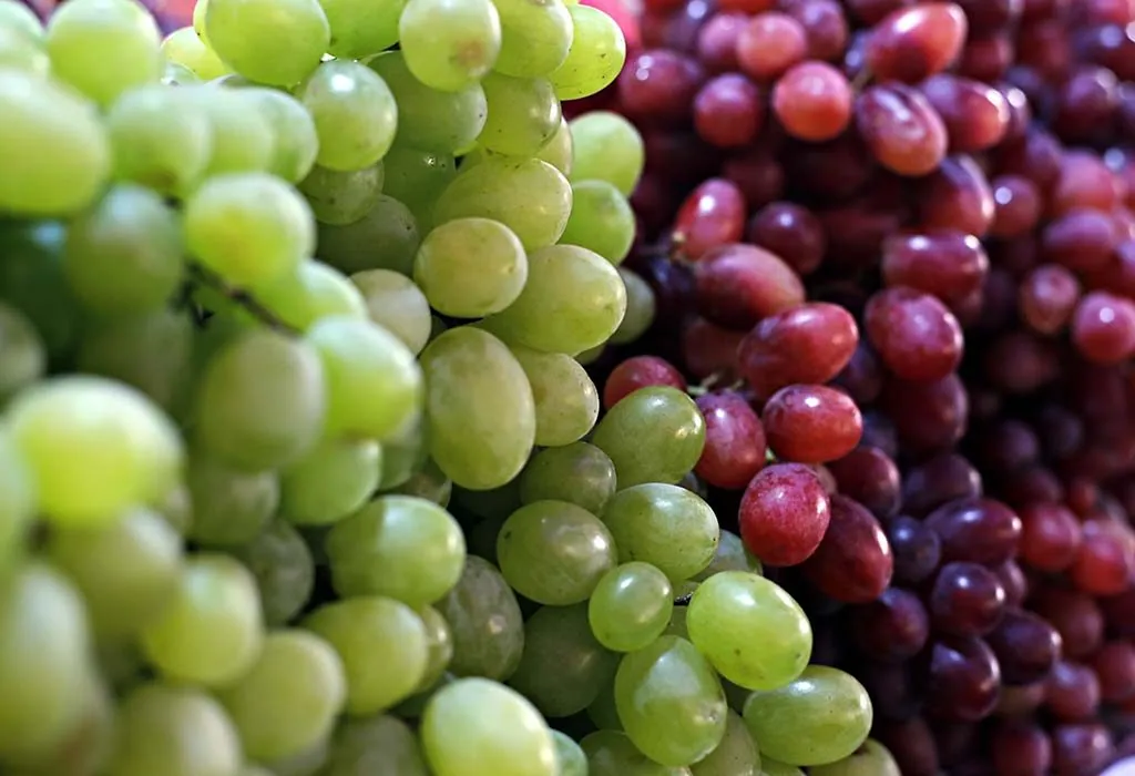 تناول العنب يوميًا